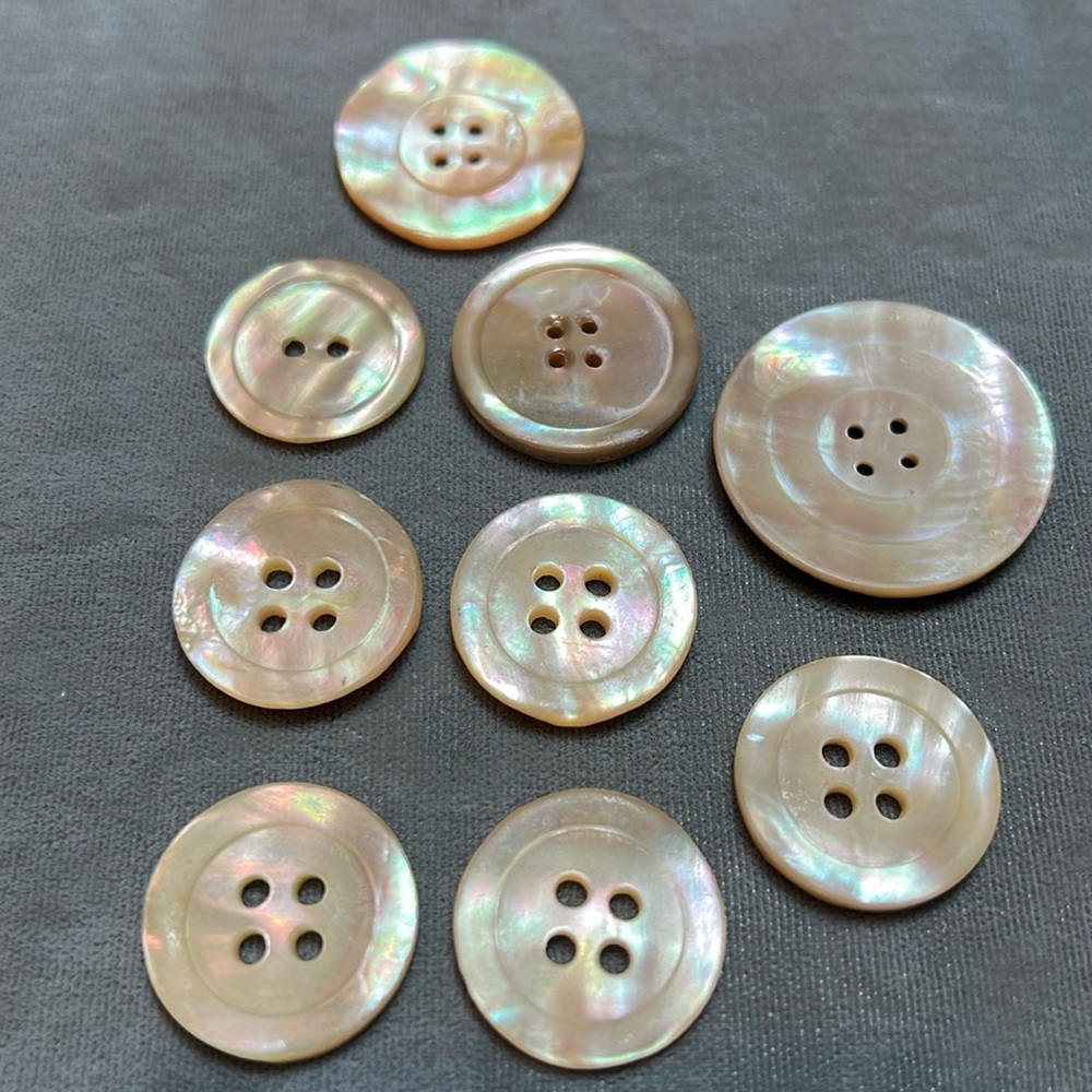 Vintage mother of pearl iridescent buttons Antique - Picture 3 of 14